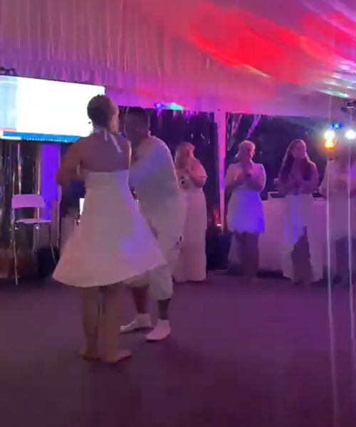 Flaschcity Events tanzen-und-feiern Hochzeiten